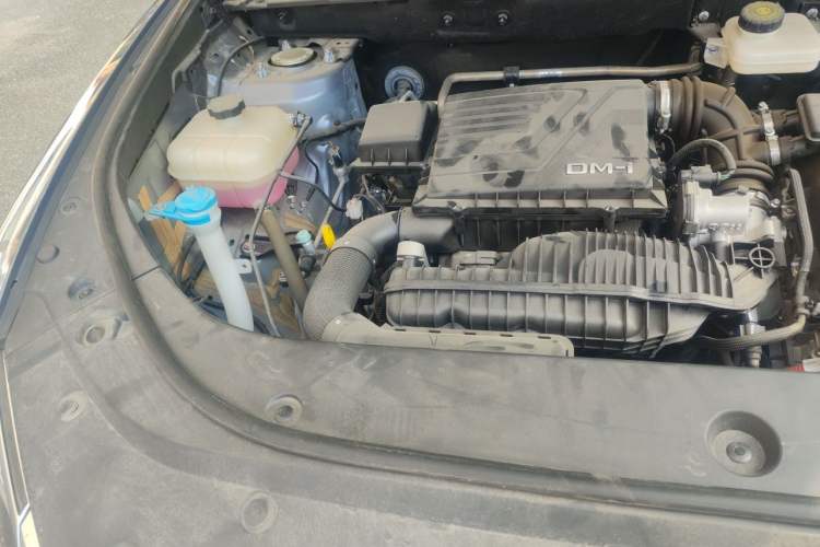 Used BYD Song Pro New Energy 2023 Champion Edition DM-i 110KM Beyond Model Engine Bay Right