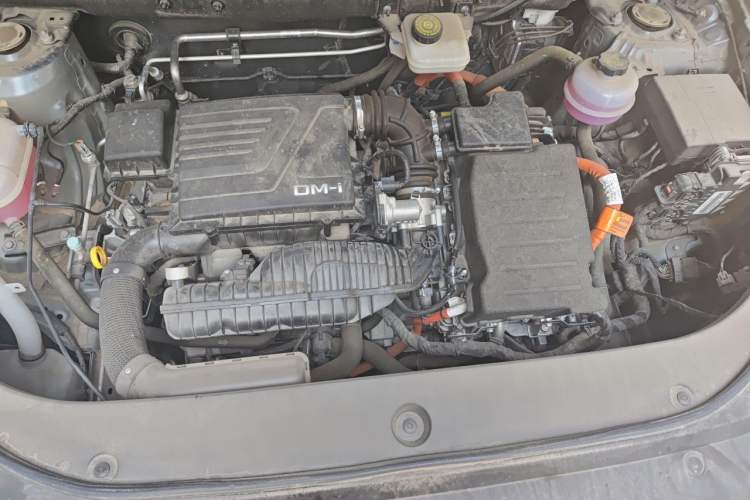 Used BYD Song Pro New Energy 2023 Champion Edition DM-i 110KM Excellence Model Engine Bay