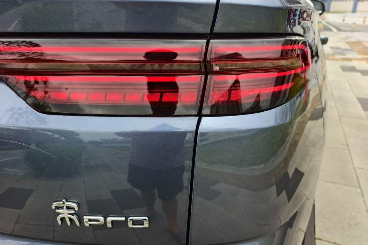 Used BYD Song Pro New Energy 2023 Champion Edition DM-i 110KM Excellence Model Exterior 6