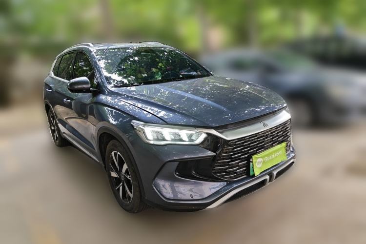 Used BYD Song Pro New Energy 2023 Champion Edition DM-i 110KM Beyond Model Front Right 45 Deg