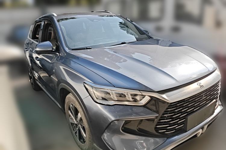 Used BYD Song Pro New Energy 2023 Champion Edition DM-i 110KM Beyond Model Front Right 45 Deg