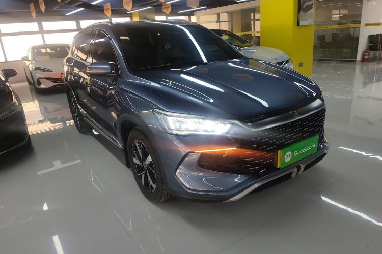 Used BYD Song Pro New Energy 2023 Champion Edition DM-i 110KM Beyond Model Front Right 45 Deg