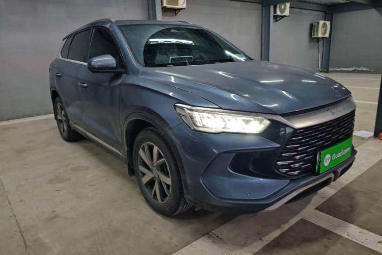 Used BYD Song Pro New Energy 2023 Champion Edition DM-i 71KM Beyond Model Front Right 45 Deg
