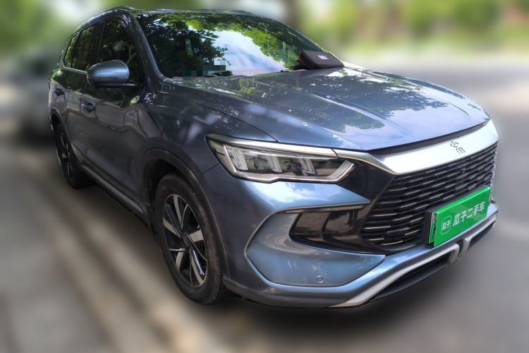 Used BYD Song Pro New Energy 2023 Champion Edition DM-i 110KM Beyond Model Front Right 45 Deg