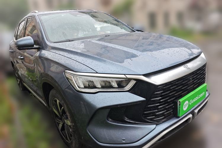 Used BYD Song Pro New Energy 2023 Champion Edition DM-i 71KM Beyond Model Front Right 45 Deg