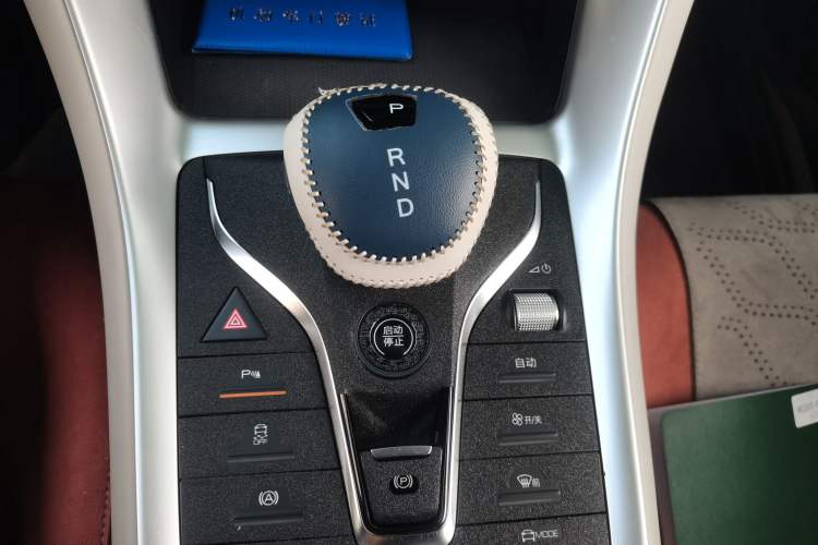 Used BYD Song Pro New Energy 2023 Champion Edition DM-i 71KM Beyond Model Gear Lever