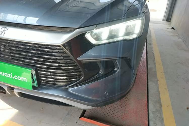 Used BYD Song Pro New Energy 2023 Champion Edition DM-i 110KM Excellence Model Left Front Headlight