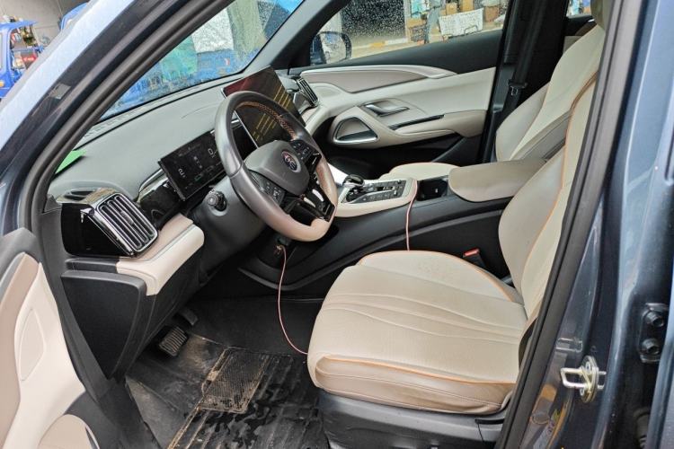 Used BYD Song Pro New Energy 2023 Champion Edition DM-i 110KM Excellence Model Left Front Seat