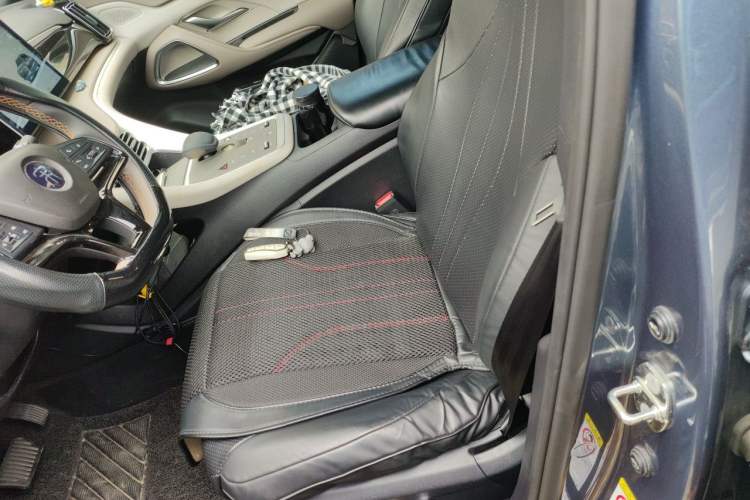 Used BYD Song Pro New Energy 2023 Champion Edition DM-i 71KM Navigation Model Left Front Seat