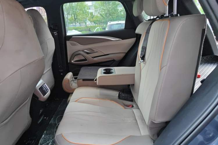 Used BYD Song Pro New Energy 2023 Champion Edition DM-i 110KM Beyond Model Left Rear Seat