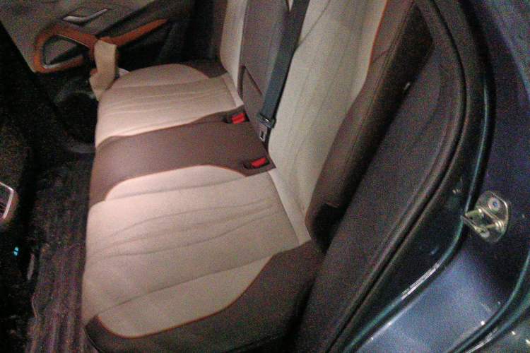 Used BYD Song Pro New Energy 2023 Champion Edition DM-i 110KM Beyond Model Left Rear Seat