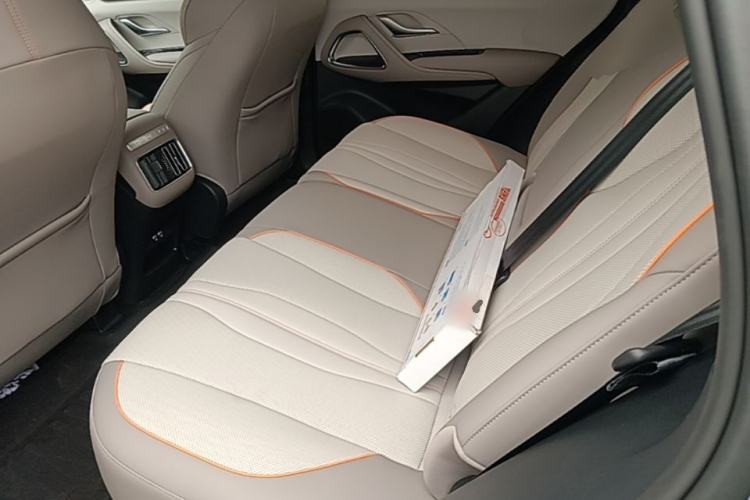 Used BYD Song Pro New Energy 2023 Champion Edition DM-i 110KM Excellence Model Left Rear Seat