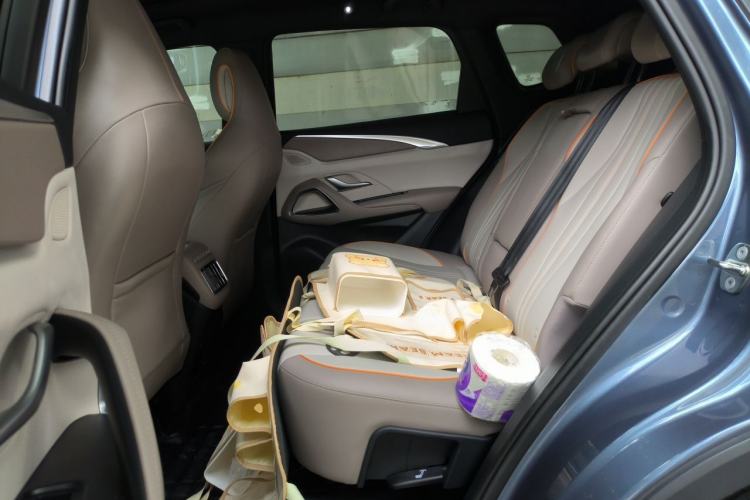 Used BYD Song Pro New Energy 2023 Champion Edition DM-i 110KM Beyond Model Left Rear Seat