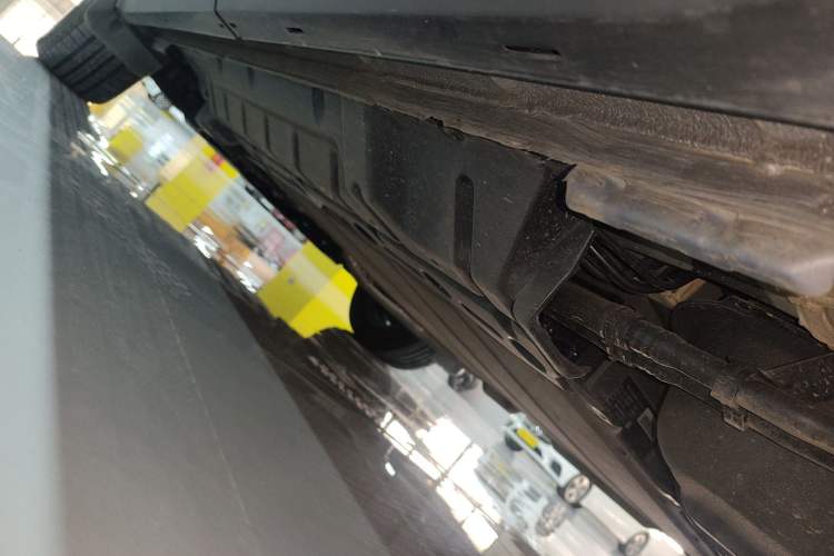 Used BYD Song Pro New Energy 2023 Champion Edition DM-i 110KM Beyond Model Left Side Sill