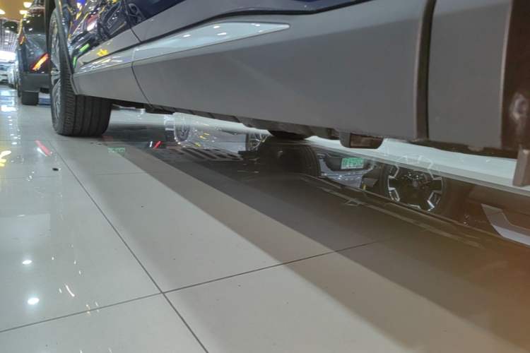 Used BYD Song Pro New Energy 2023 Champion Edition DM-i 110KM Excellence Model Left Side Sill