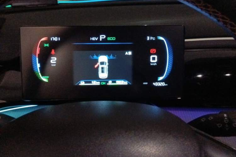 Used BYD Song Pro New Energy 2023 Champion Edition DM-i 71KM Leading Model Odometer Close Up