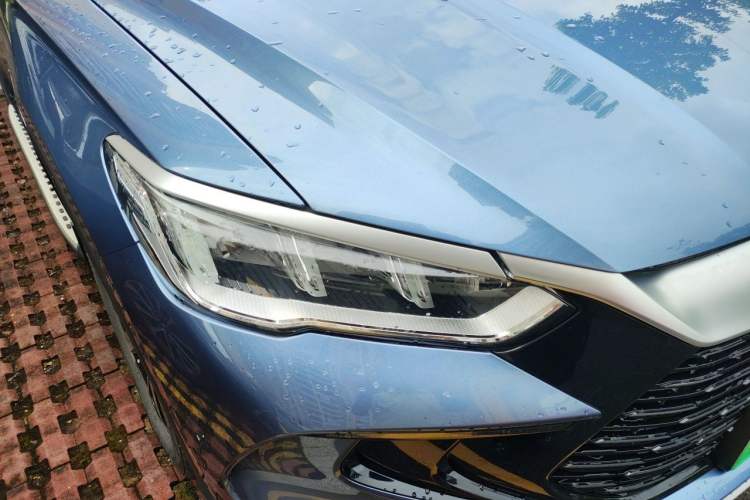 Used BYD Song Pro New Energy 2023 Champion Edition DM-i 71KM Navigation Model Right Front Headlight