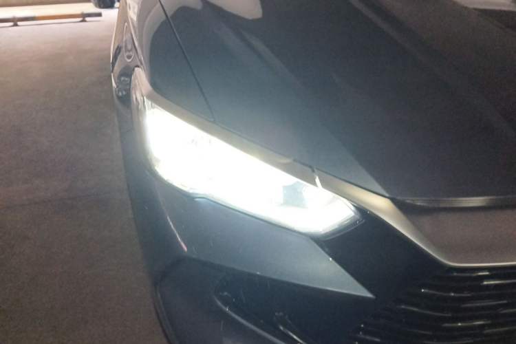 Used BYD Song Pro New Energy 2023 Champion Edition DM-i 71KM Leading Model Right Front Headlight