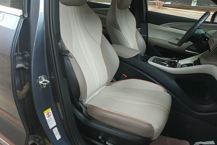 Used BYD Song Pro New Energy 2023 Champion Edition DM-i 110KM Excellence Model Right Front Seat