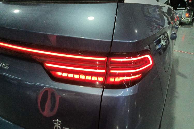 Used BYD Song Pro New Energy 2023 Champion Edition DM-i 71KM Navigation Model Right Rear Taillight