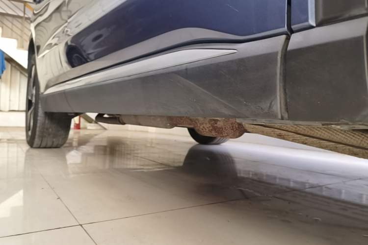 Used BYD Song Pro New Energy 2023 Champion Edition DM-i 110KM Excellence Model Right Side Sill