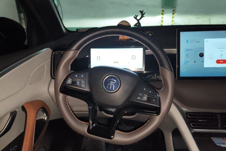 Used BYD Song Pro New Energy 2023 Champion Edition DM-i 110KM Beyond Model Steering Wheel