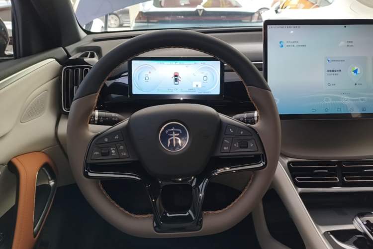 Used BYD Song Pro New Energy 2023 Champion Edition DM-i 110KM Excellence Model Steering Wheel