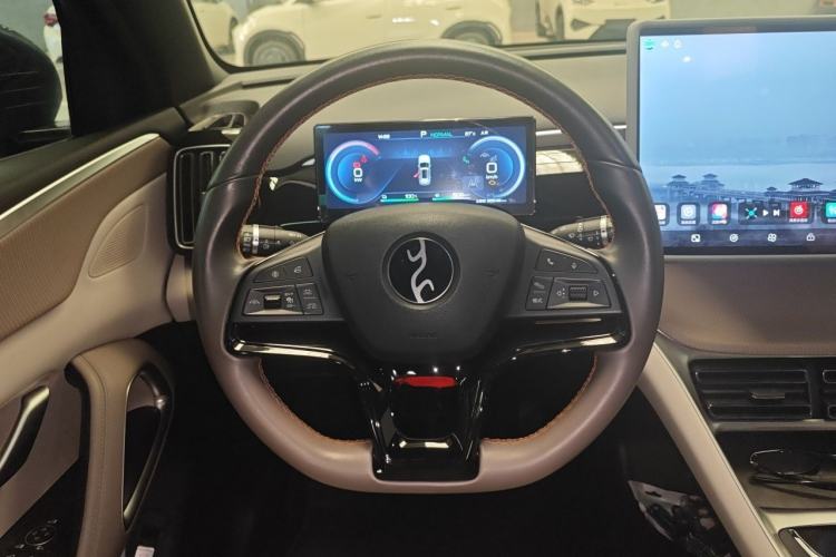 Used BYD Song Pro New Energy 2023 Champion Edition DM-i 110KM Excellence Model Steering Wheel