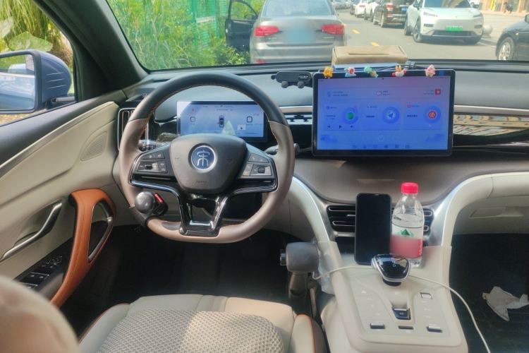 Used BYD Song Pro New Energy 2023 Champion Edition DM-i 110KM Beyond Model Steering Wheel