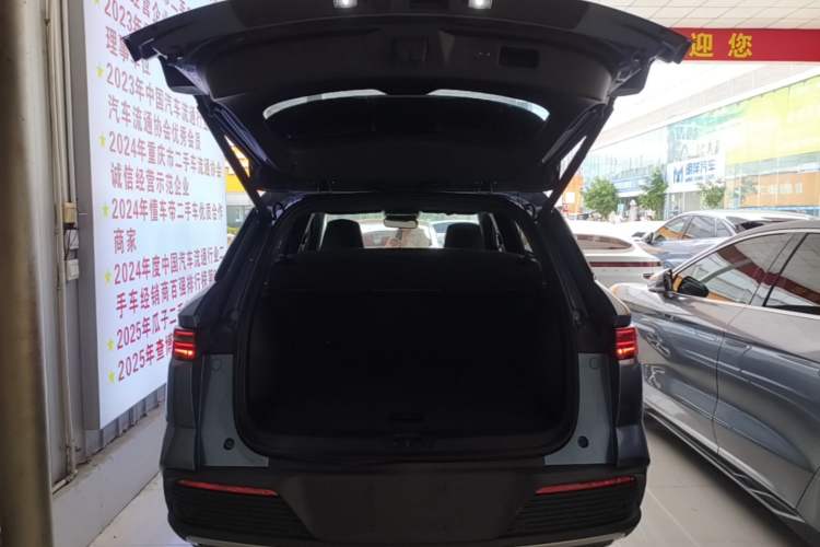 Used BYD Song Pro New Energy 2023 Champion Edition DM-i 110KM Excellence Model Trunk