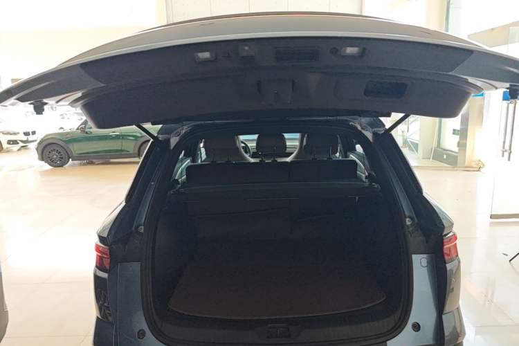 Used BYD Song Pro New Energy 2023 Champion Edition DM-i 71KM Leading Model Trunk
