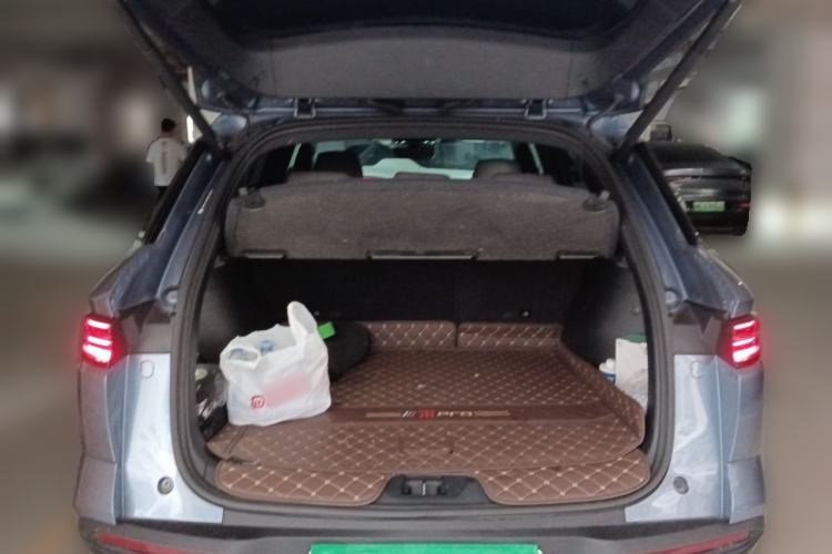 Used BYD Song Pro New Energy 2023 Champion Edition DM-i 71KM Leading Model Trunk