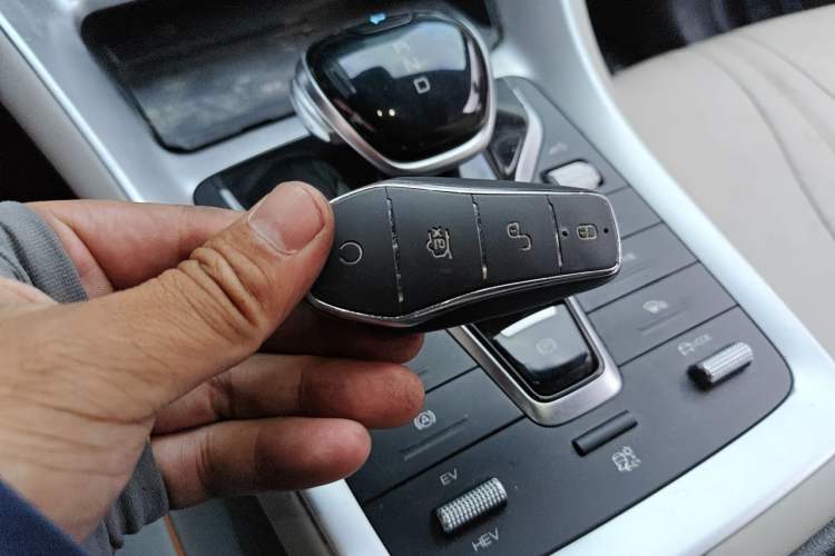 Used BYD Song Pro New Energy 2023 Champion Edition DM-i 110KM Beyond Model Vehicle Key