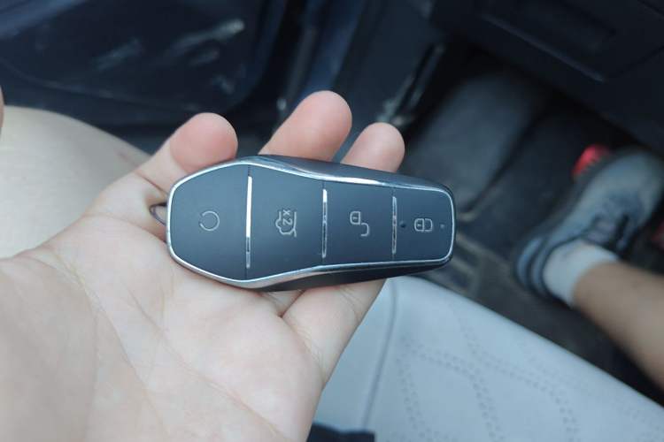 Used BYD Song Pro New Energy 2023 Champion Edition DM-i 71KM Leading Model Vehicle Key