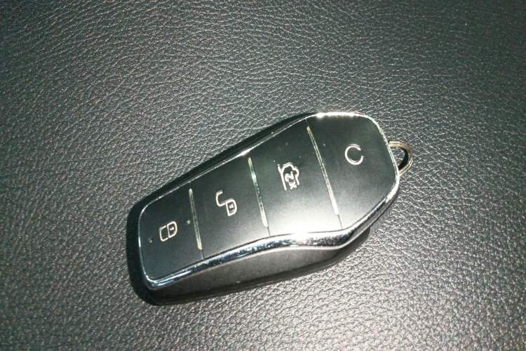 Used BYD Song Pro New Energy 2023 Champion Edition DM-i 71KM Navigation Model Vehicle Key