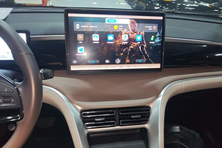 Used BYD Song Pro New Energy 2023 Champion Edition DM-i 110KM Beyond Model Audio And AC Panel