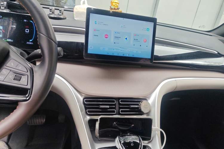 Used BYD Song Pro New Energy 2023 Champion Edition DM-i 71KM Leading Model Audio And AC Panel