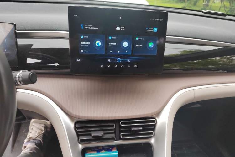 Used BYD Song Pro New Energy 2023 Champion Edition DM-i 71KM Leading Model Audio And AC Panel
