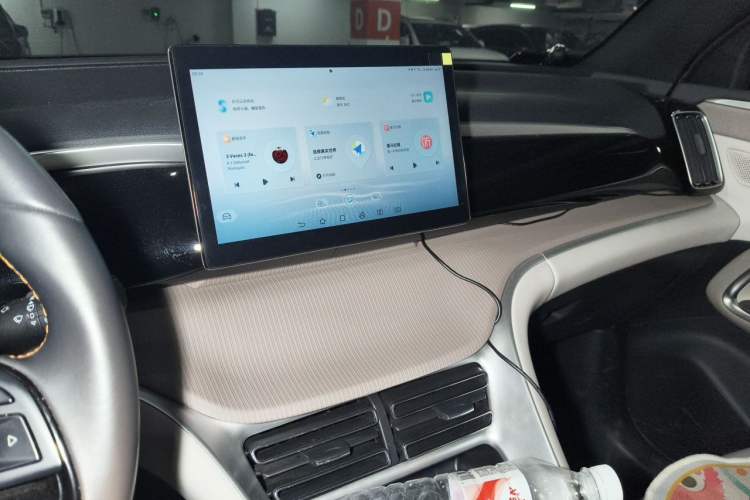 Used BYD Song Pro New Energy 2023 Champion Edition DM-i 71KM Navigation Model Audio And AC Panel