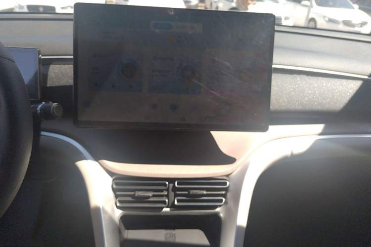 Used BYD Song Pro New Energy 2023 Champion Edition DM-i 110KM Excellence Model Audio And AC Panel