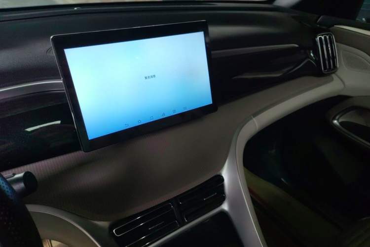 Used BYD Song Pro New Energy 2023 Champion Edition DM-i 71KM Leading Model Audio And AC Panel