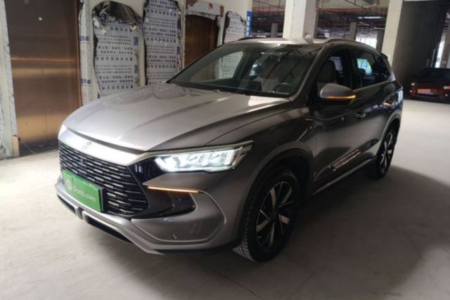 Ojetý BYD Song Pro New Energy 2023 Champion Edition DM-i 71KM Navigation Model