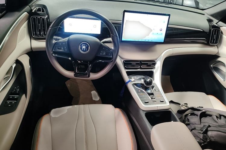 Used BYD Song Pro New Energy 2023 Champion Edition DM-i 110KM Beyond Model Center Console