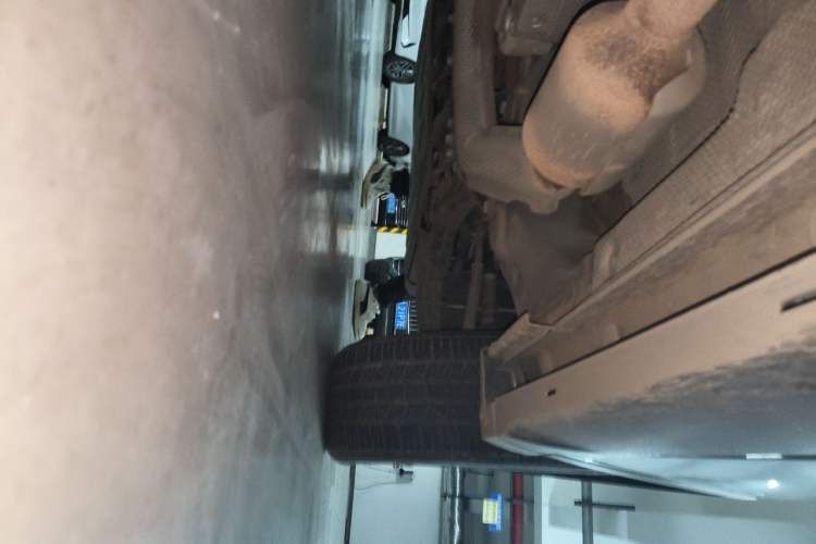 Used BYD Song Pro New Energy 2023 Champion Edition DM-i 71KM Navigation Model Chassis Front Right