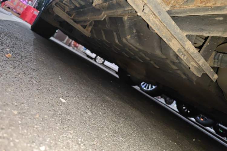 Used BYD Song Pro New Energy 2023 Champion Edition DM-i 71KM Leading Model Chassis Rear Left