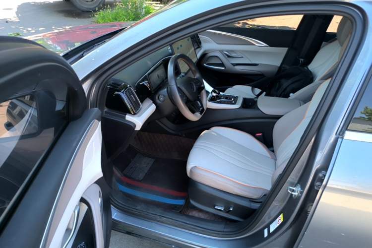 Used BYD Song Pro New Energy 2023 Champion Edition DM-i 110KM Excellence Model Driver Seat