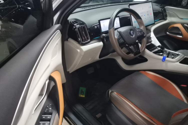 Used BYD Song Pro New Energy 2023 Champion Edition DM-i 110KM Excellence Model Driver Seat