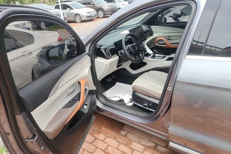 Used BYD Song Pro New Energy 2023 Champion Edition DM-i 110KM Excellence Model Driver Seat