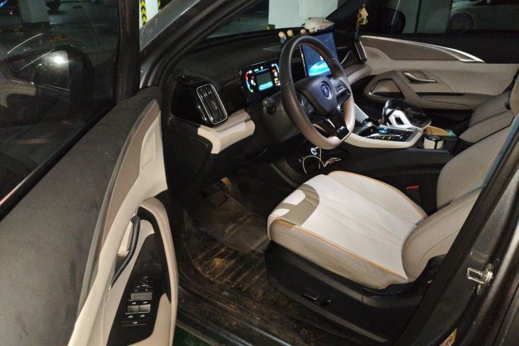 Used BYD Song Pro New Energy 2023 Champion Edition DM-i 71KM Beyond Model Driver Seat