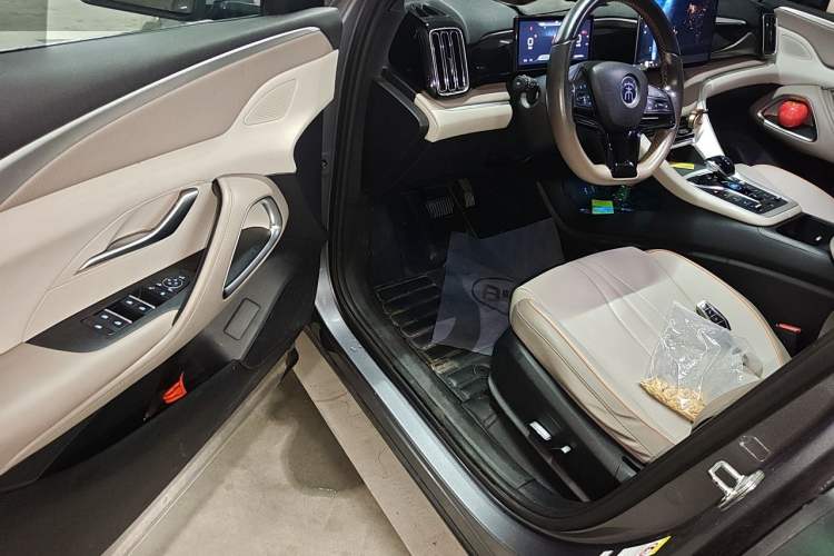 Used BYD Song Pro New Energy 2023 Champion Edition DM-i 110KM Beyond Model Driver Seat